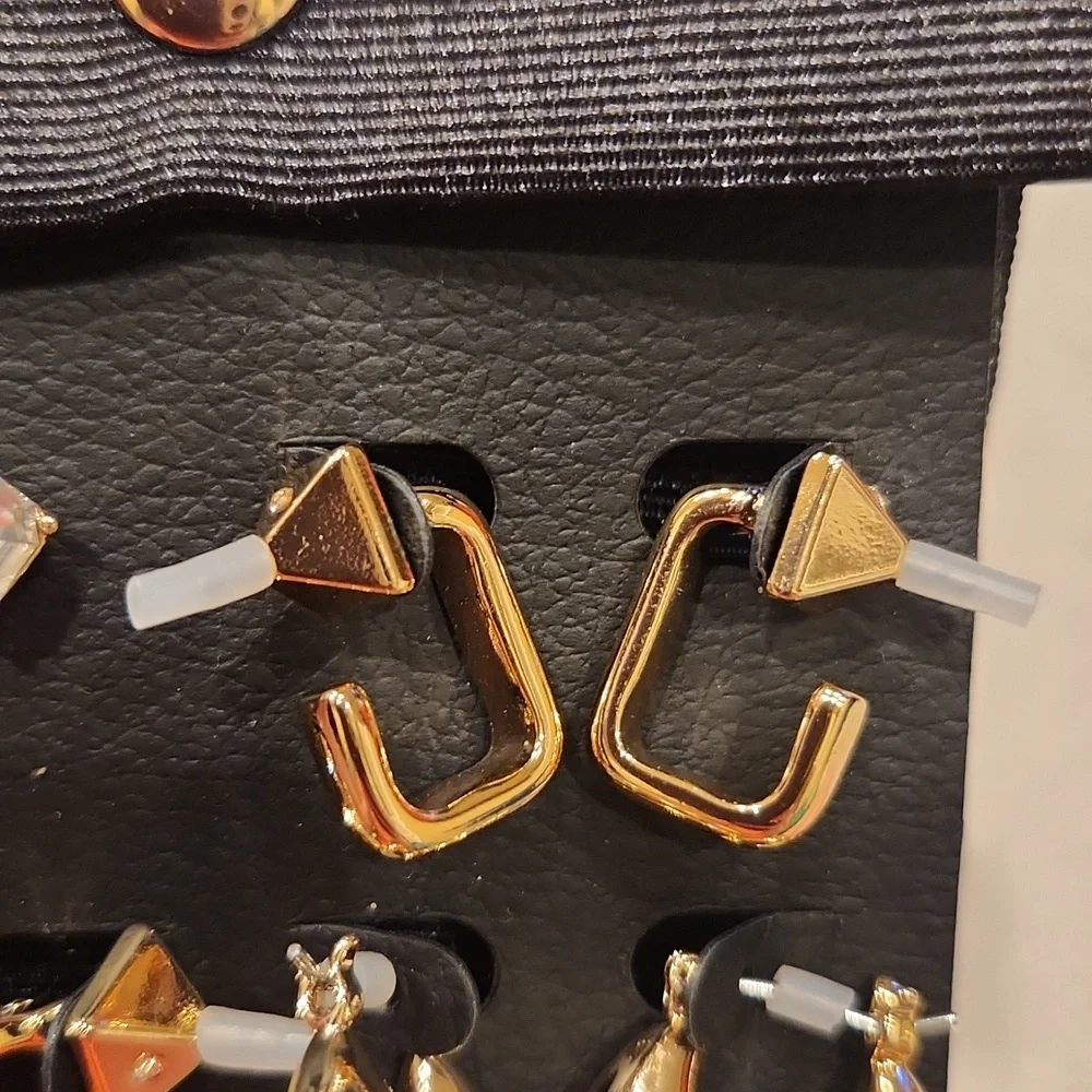 White House Black Market Gold Earrings Set - Picture 4 of 5